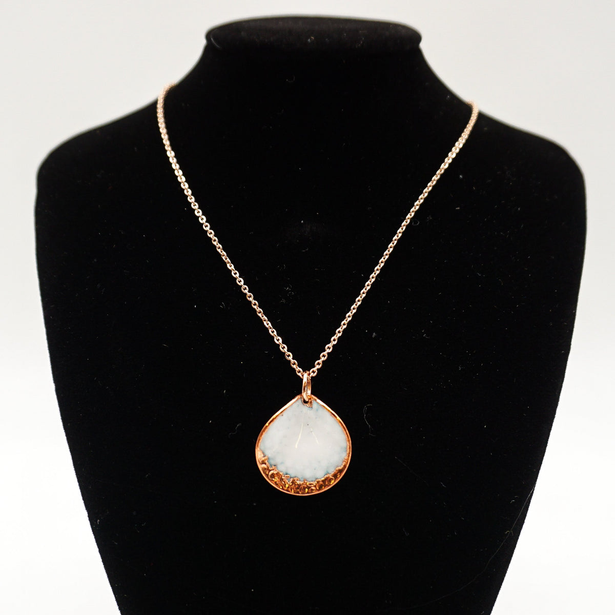 Conch Pendant - White