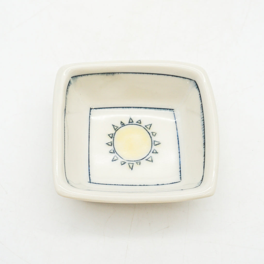 Tiny Square (Sun)