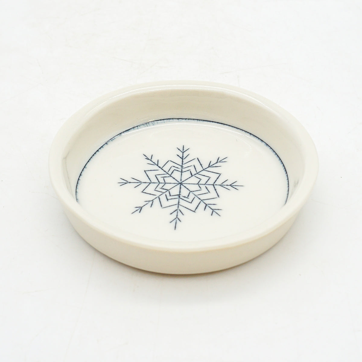 Tiny Round (Snowflake)