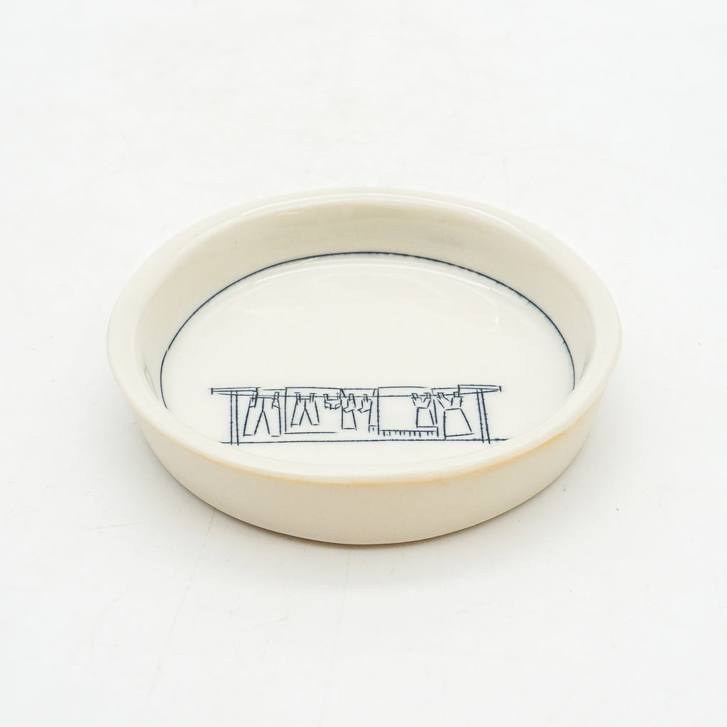Tiny Round (Clothesline)