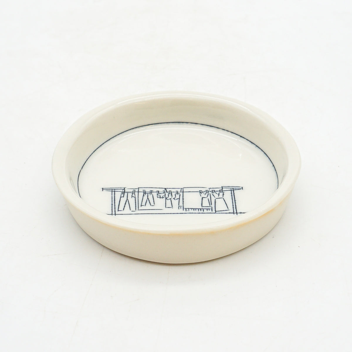 Tiny Round (Clothesline)