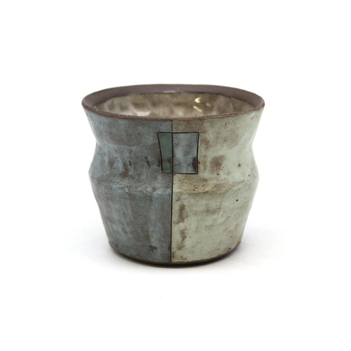 Divided Window Cup