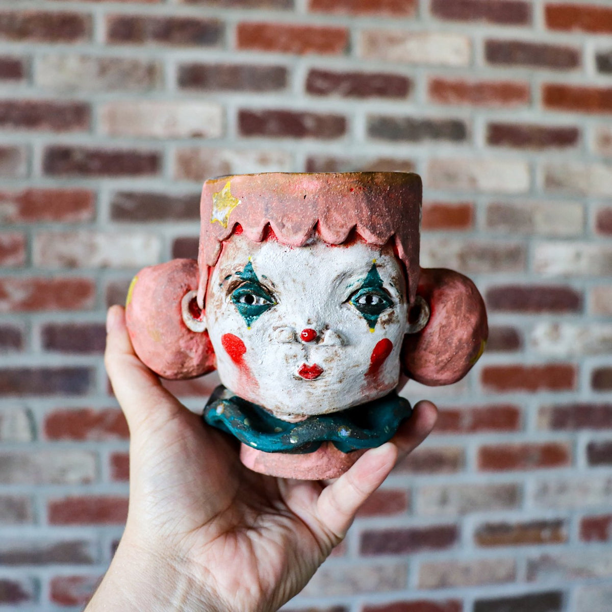 Expressive Figure Cups