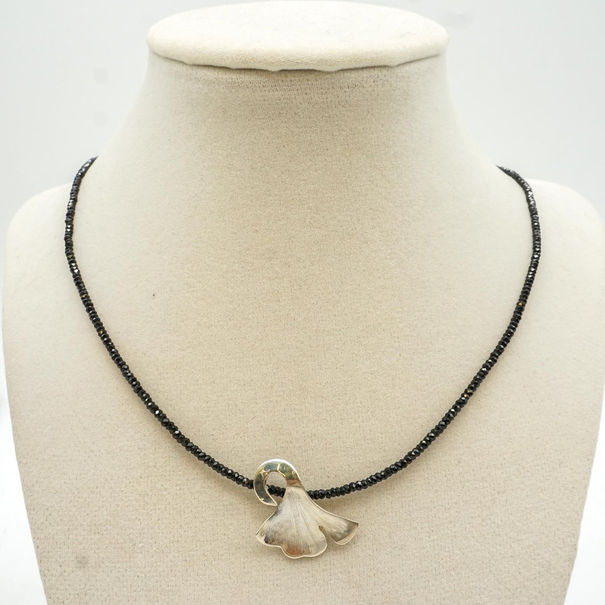 Ginko Leaf Pendant - Beaded Chain