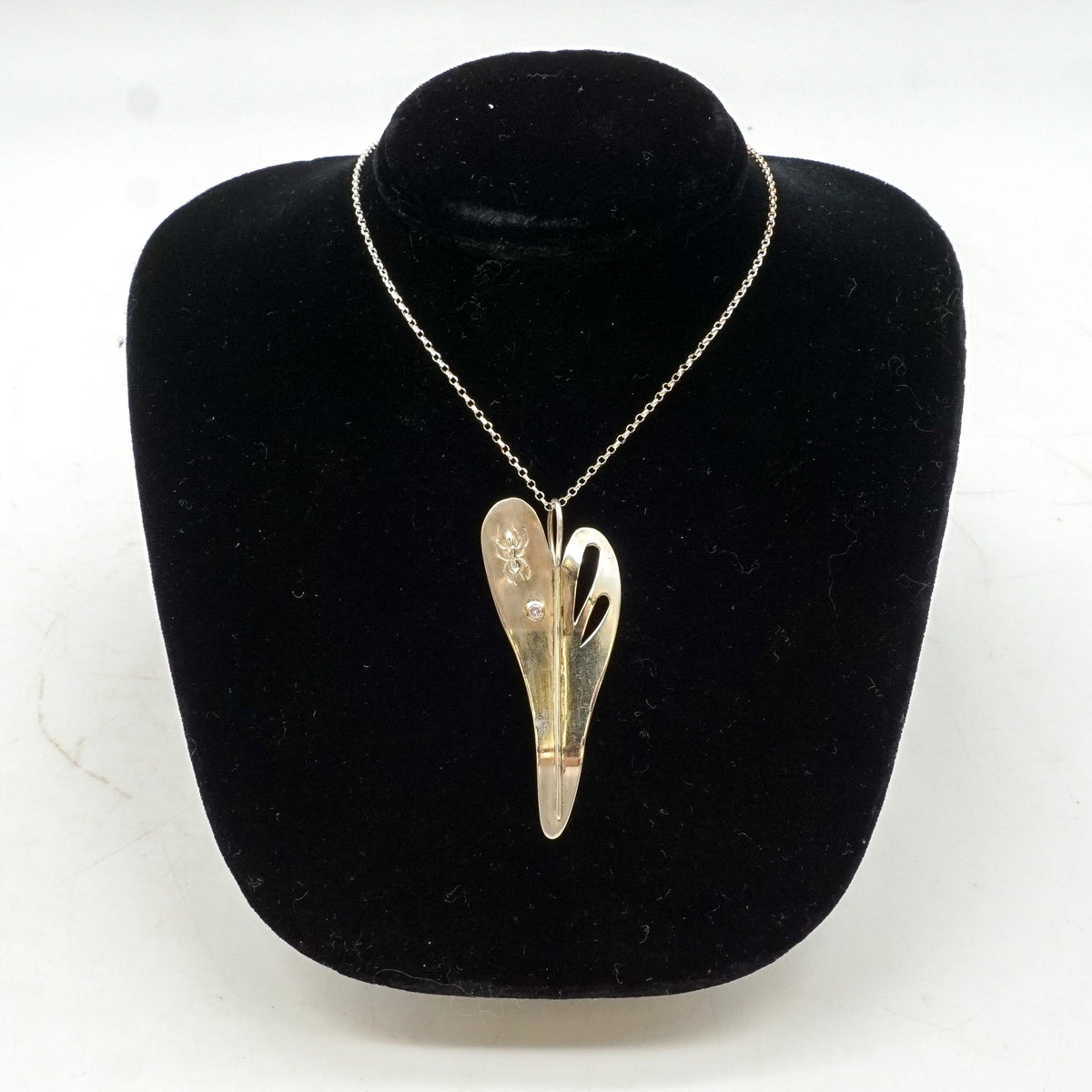 Calla Lilly Pendant with Small Diamond
