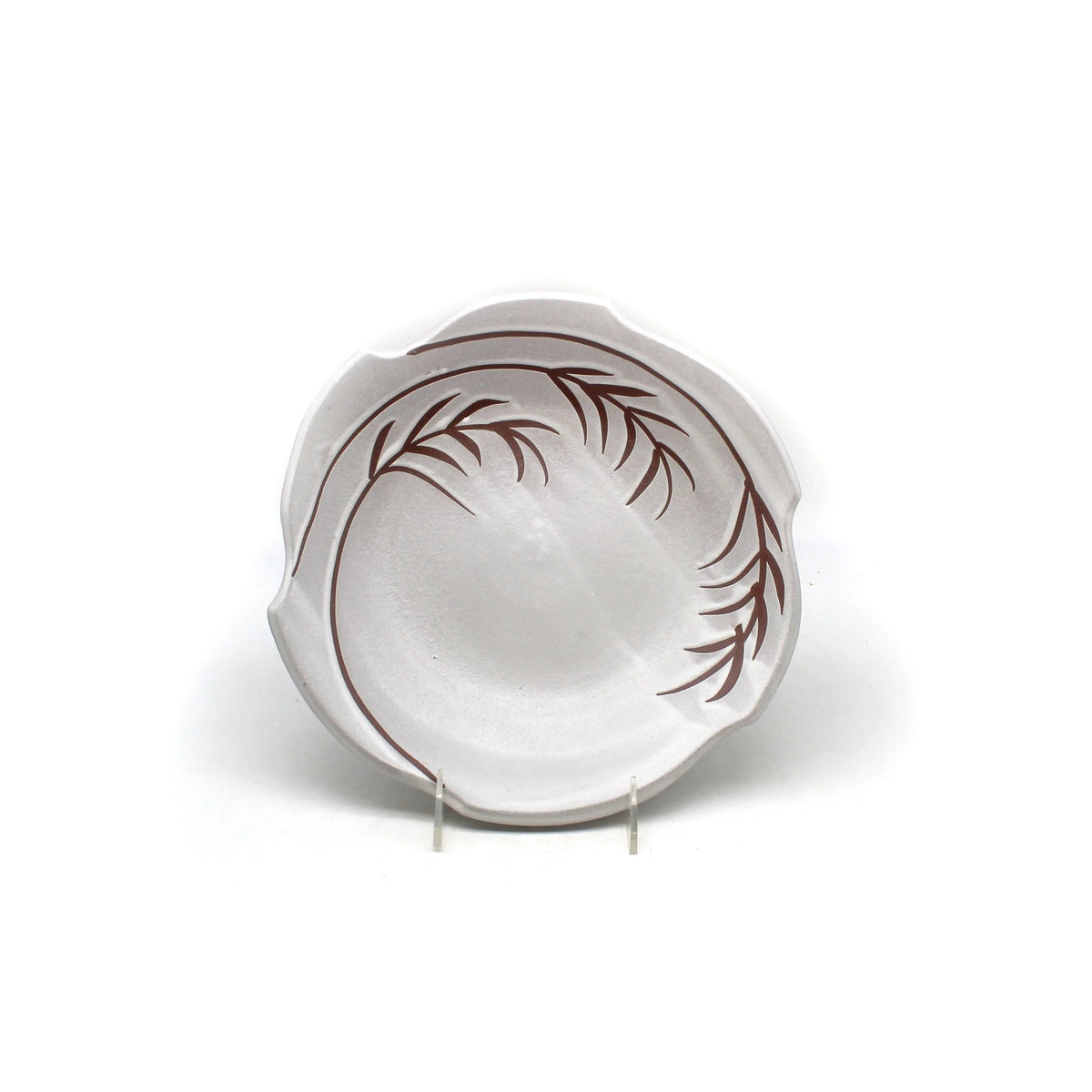 Scalloped Plate