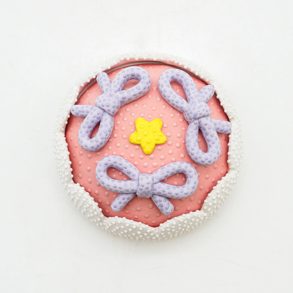 Bow Wall Cake