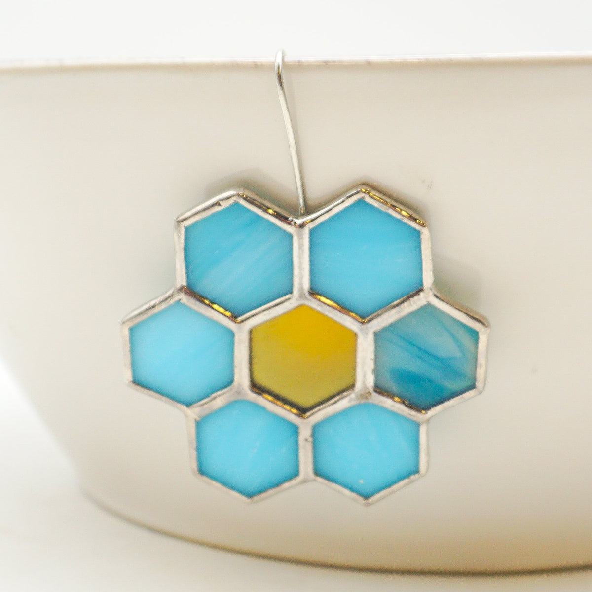 Honeycomb Planter Hanger - Light Blue & Yellow Center